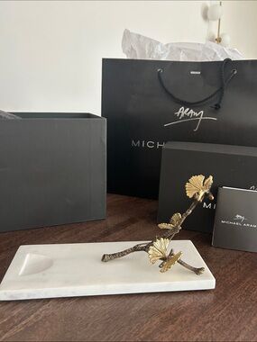 Michael Aram Butterfly Ginkgo Wine Rest